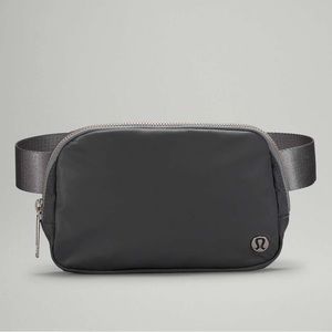 NWT Lululemon Everywhere Belt Bag OG Original - Asphalt Grey